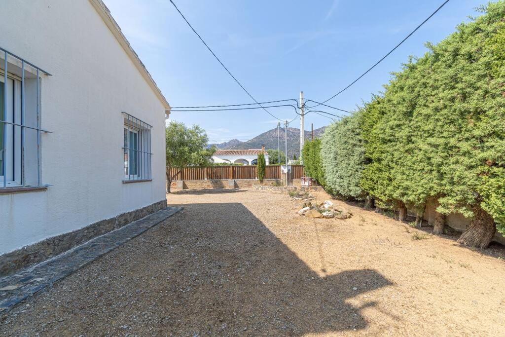 Mb1-House With Big Garden ,Swimming-Pool, & Barbacue In Rosesヴィラ エクステリア 写真